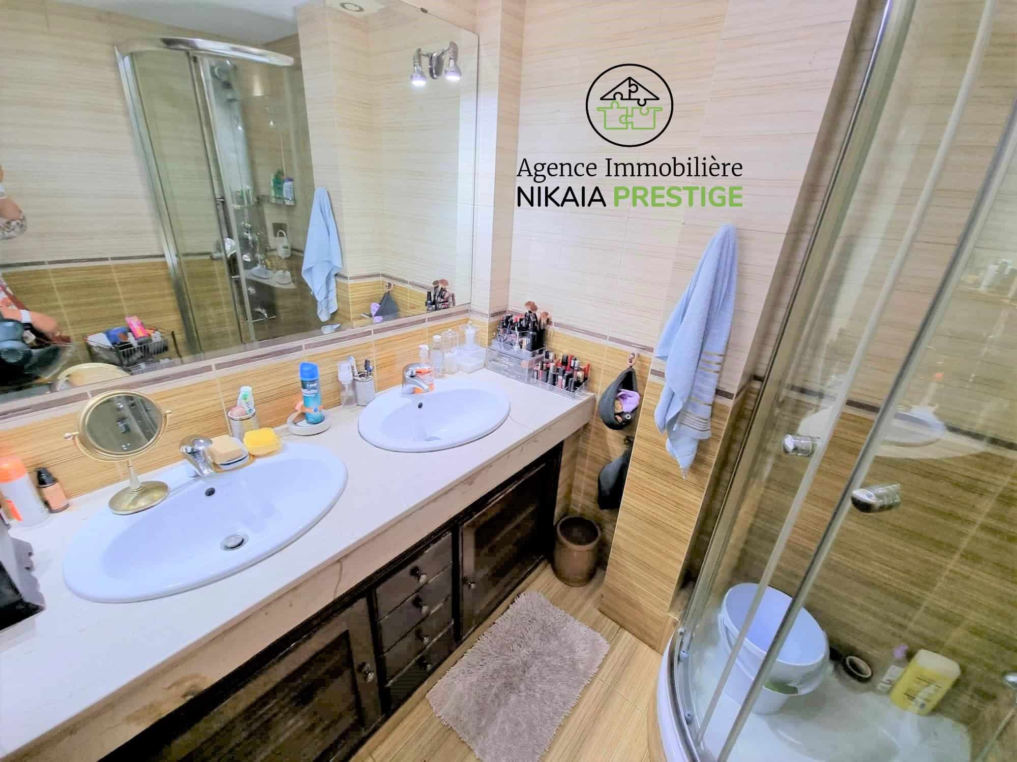 Vente appartement de 169 m² avec 3 chambres, parking, quartier Racine, à Casablanca 1 (10)